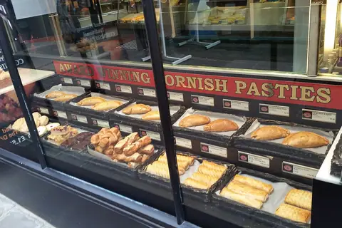 Campbells cakery photo 4